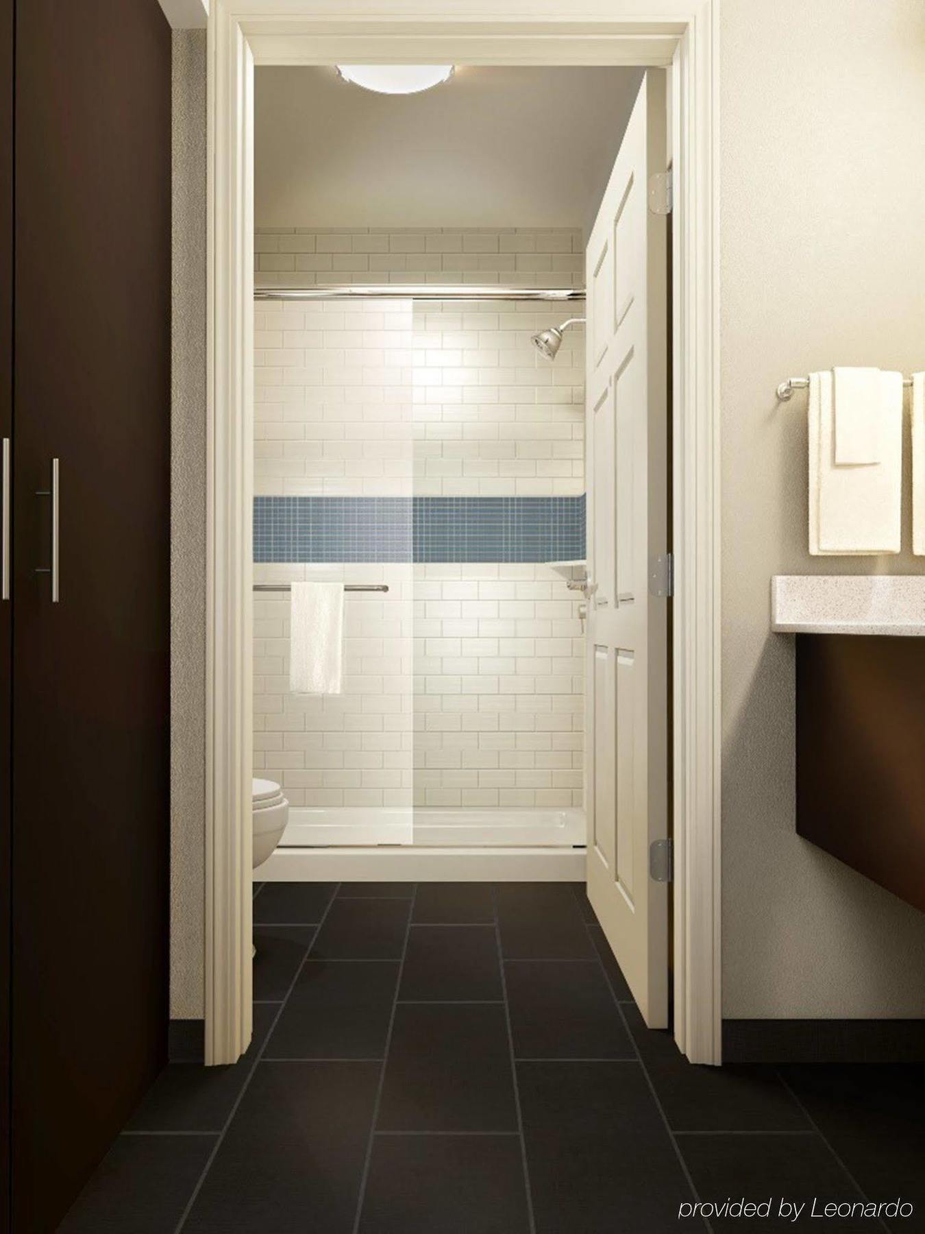 Staybridge Suites Dearborn By Ihg Bagian luar foto