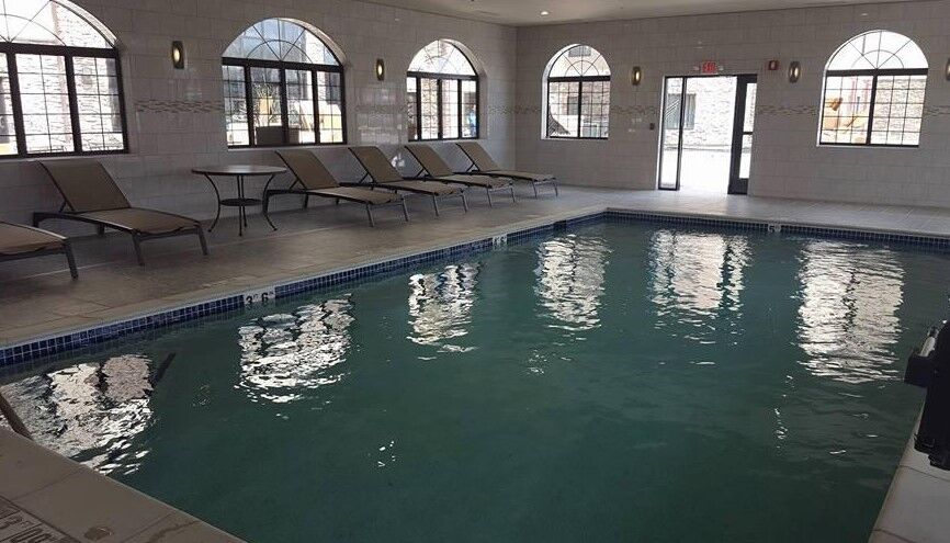 Staybridge Suites Dearborn By Ihg Bagian luar foto
